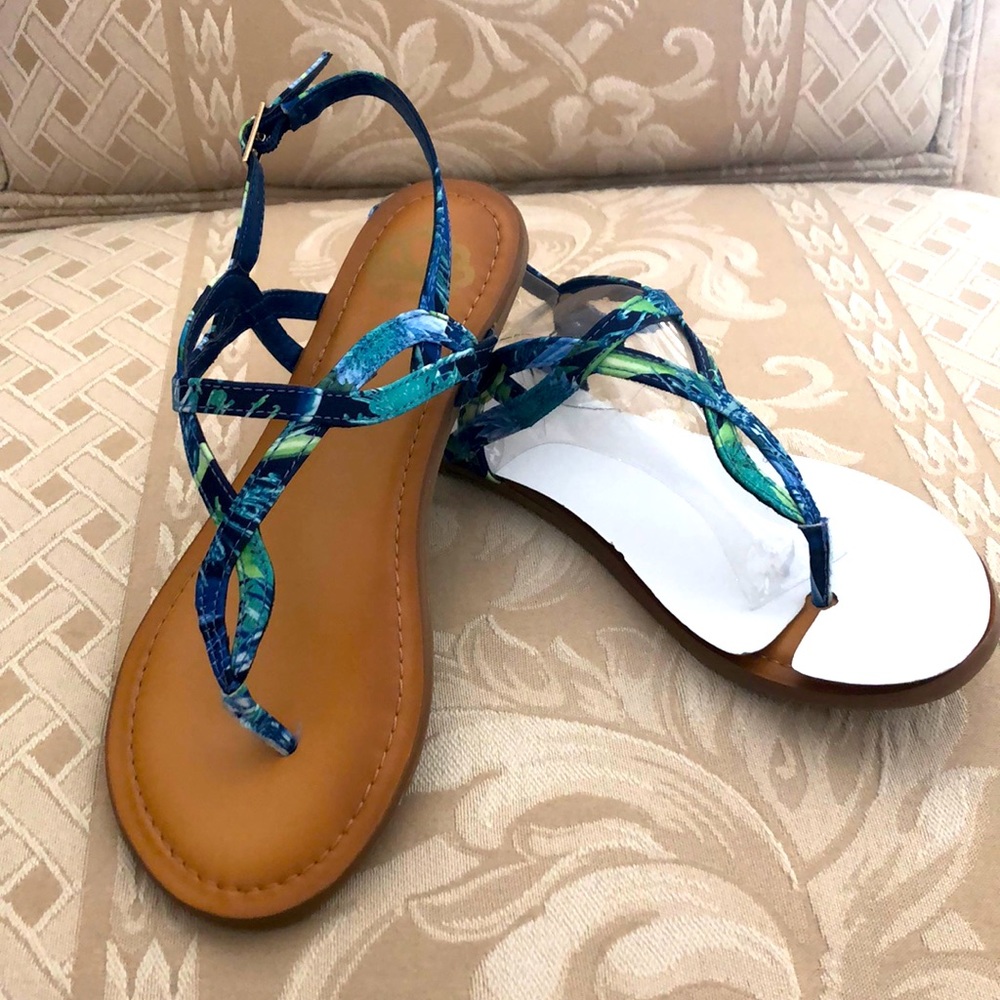 NWT Fergalicious Sunday Blue Floral Sandals SZ 6.5